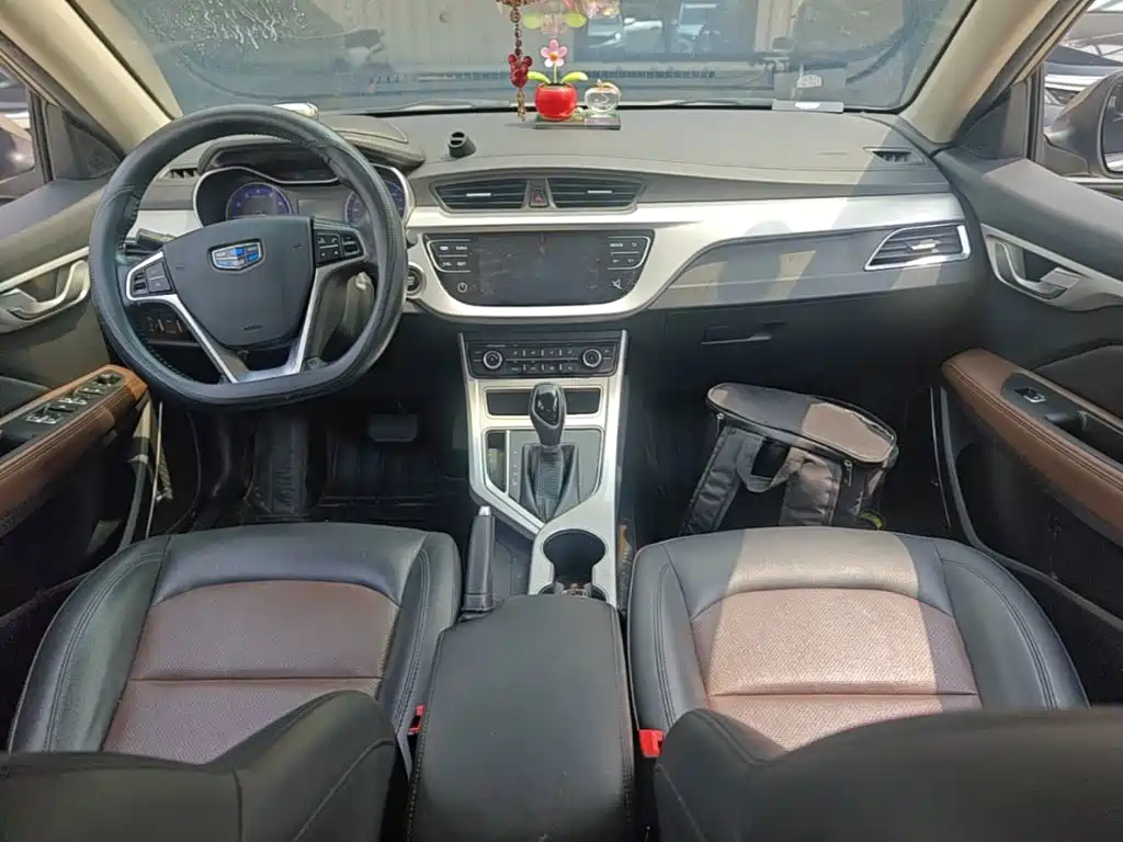 Geely Vision — миниатюра 10