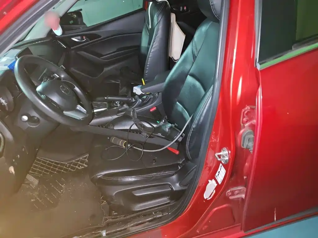 Mazda 3 Axela — миниатюра 8