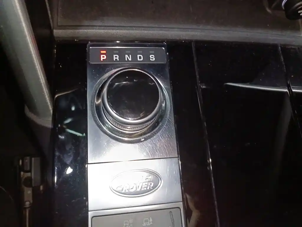 Land Rover Discovery — миниатюра 15