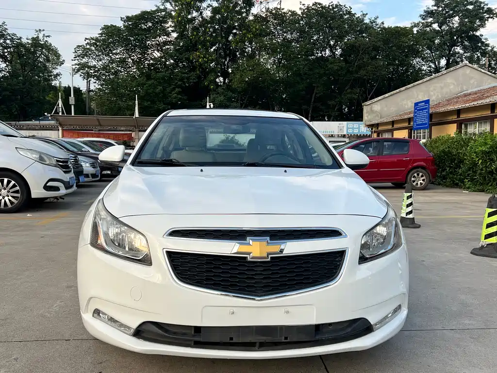 Chevrolet Cruze 2015 1.5L SE MT