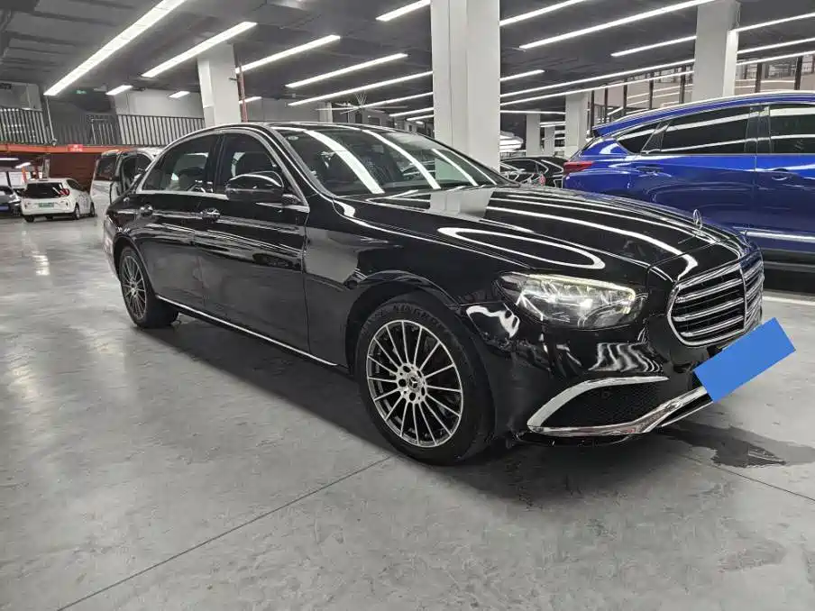 Mercedes-Benz E-Class — миниатюра 3