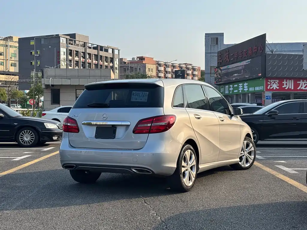 Mercedes-Benz B-Class — миниатюра 7