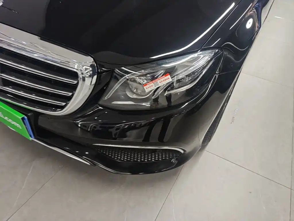 Mercedes-Benz E-Class — миниатюра 24