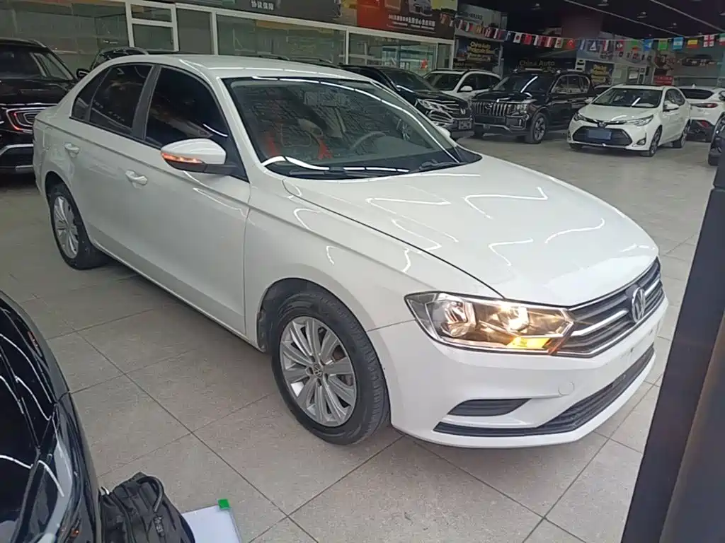 Volkswagen Bora — миниатюра 4
