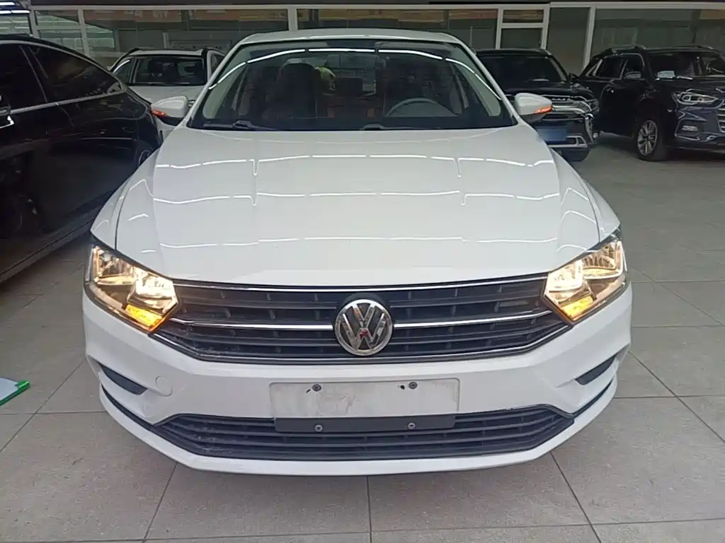 Volkswagen Bora — миниатюра 3