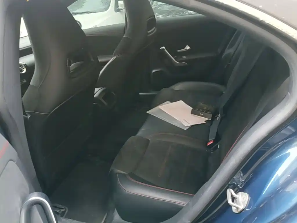 Mercedes-Benz CLA (Import) — миниатюра 17