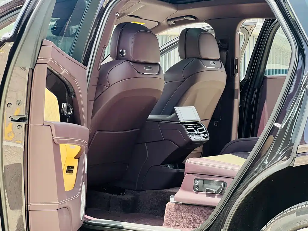 Bentley Bentayga 2023 4.0T V8