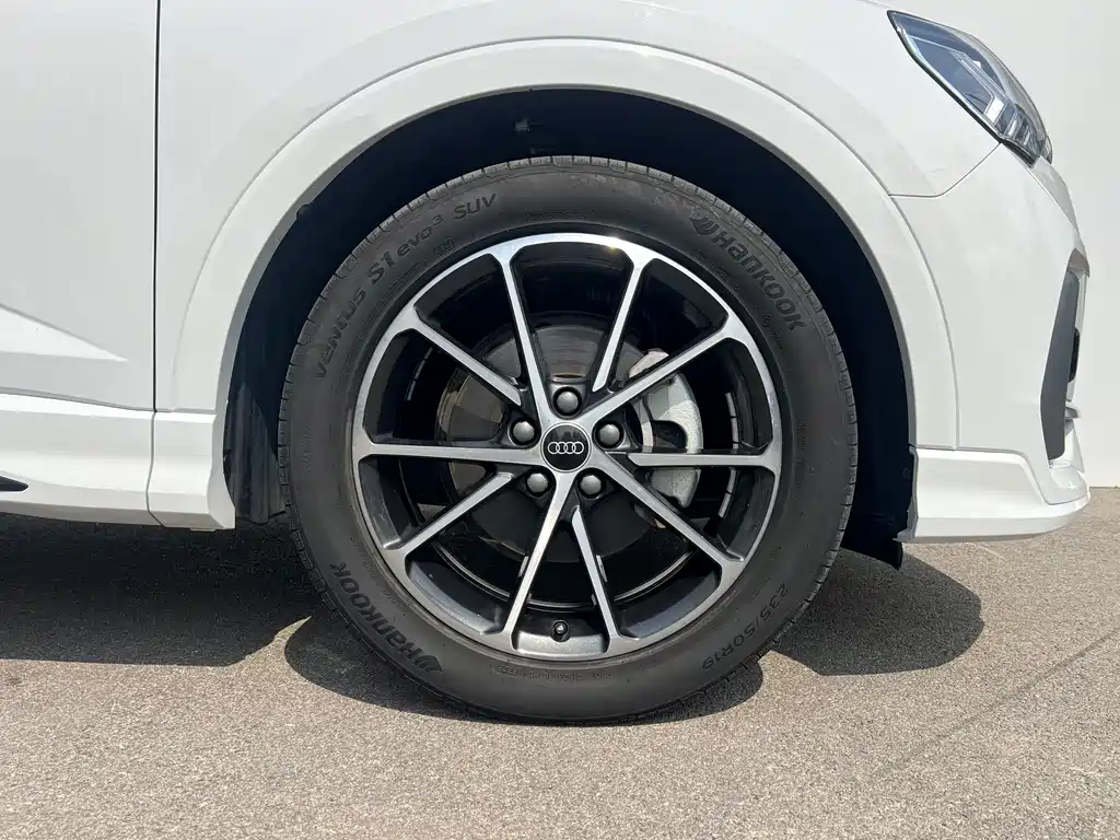 Audi Q3 Sportback — миниатюра 15