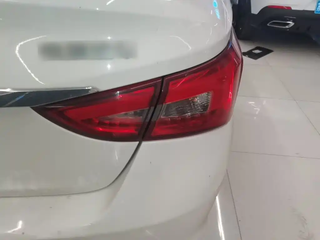 Chery Arrizo 5 — миниатюра 8