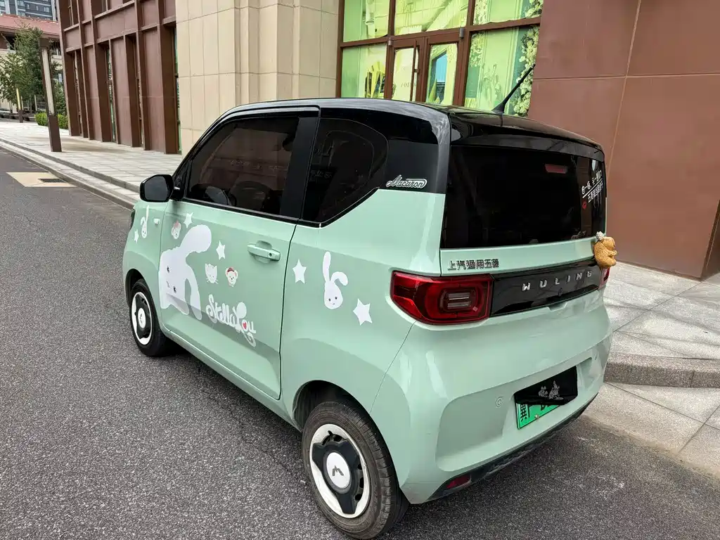 Wuling MINIEV — миниатюра 4