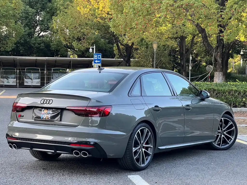 Audi S4 — миниатюра 3