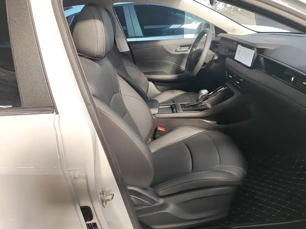 Roewe i5 — миниатюра 25