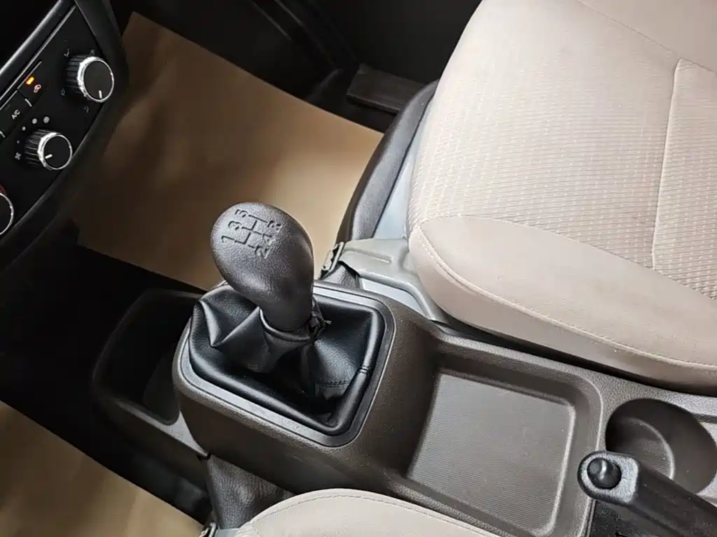 Wuling RongguangS S 2023 1.5L 2 мест