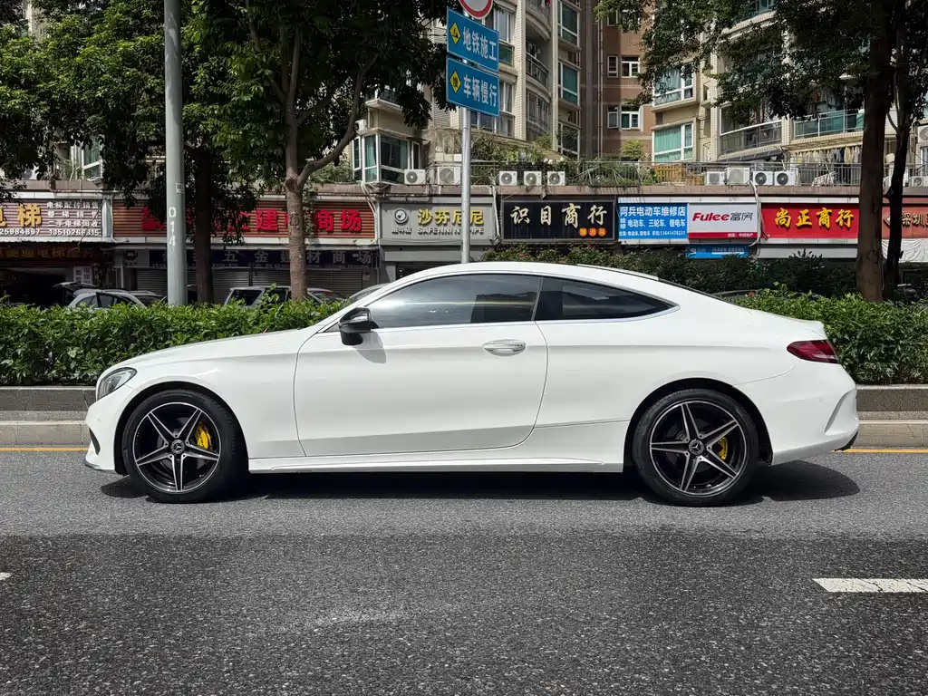 Mercedes-Benz C-Class (Import) — миниатюра 3
