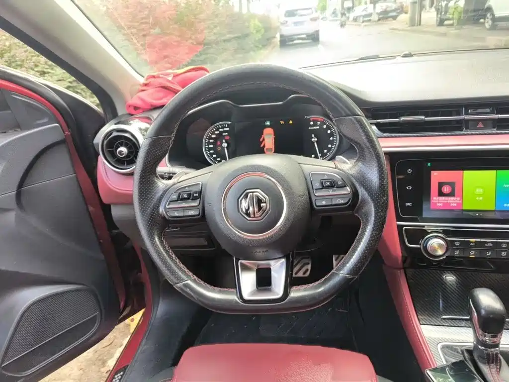 MG MG6 — миниатюра 3
