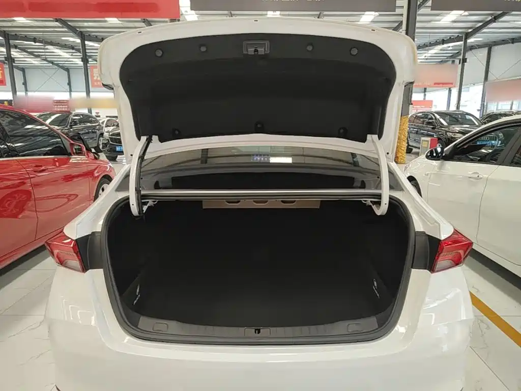 Buick Verano — миниатюра 19