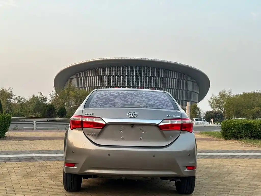 Toyota Corolla — миниатюра 5