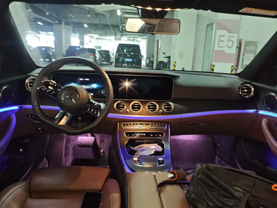 Mercedes-Benz E-Class — миниатюра 7