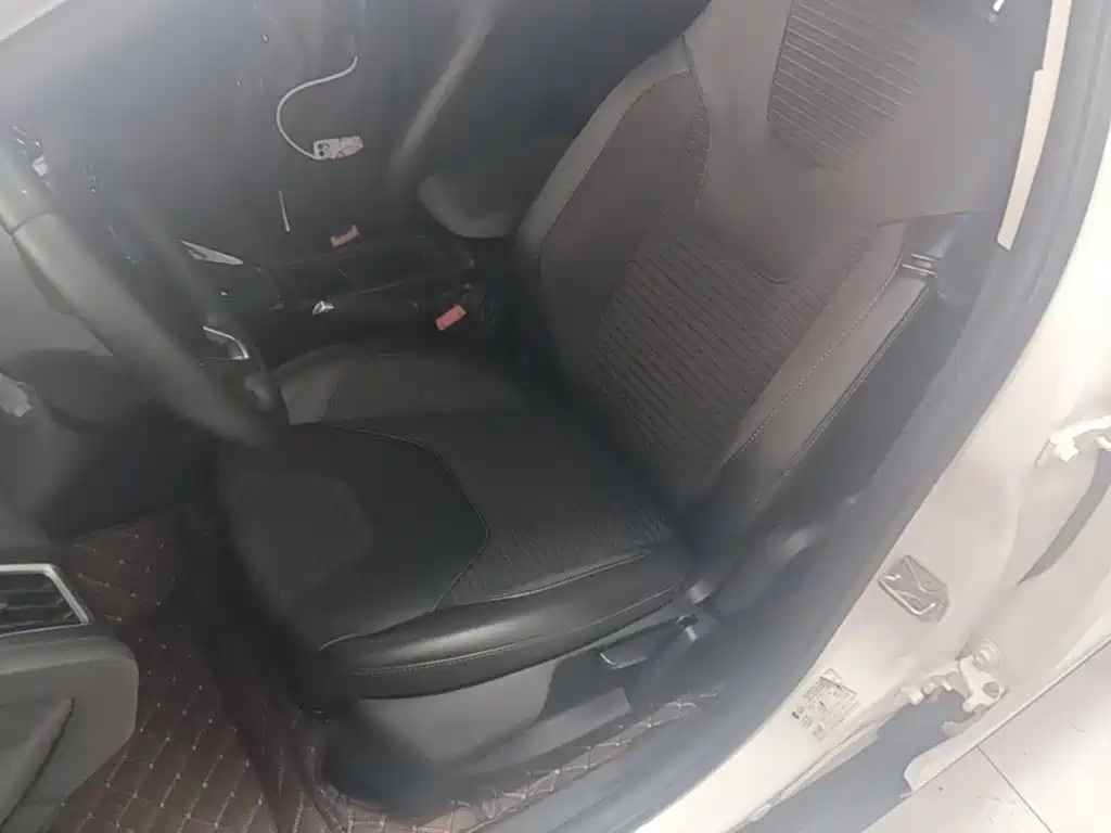 Ford Focus — миниатюра 15