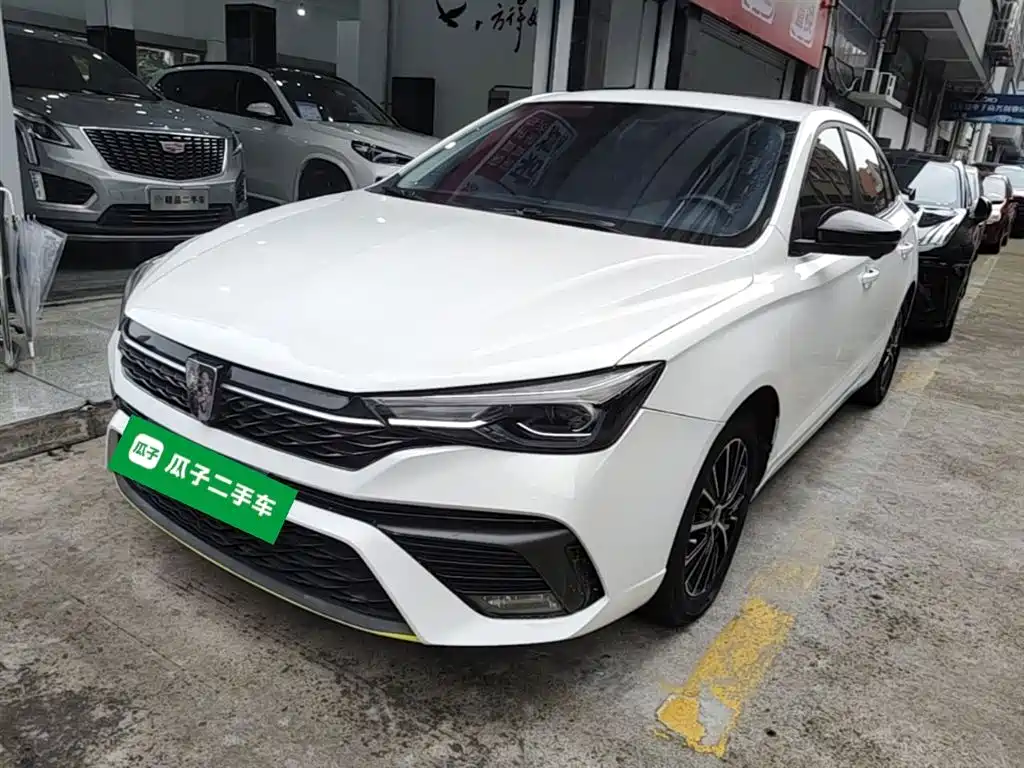 Купить Roewe i5