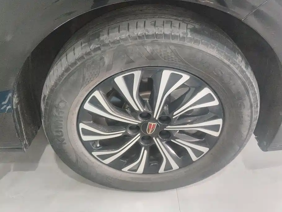 Hongqi Hongqi HQ9 PHEV — миниатюра 6