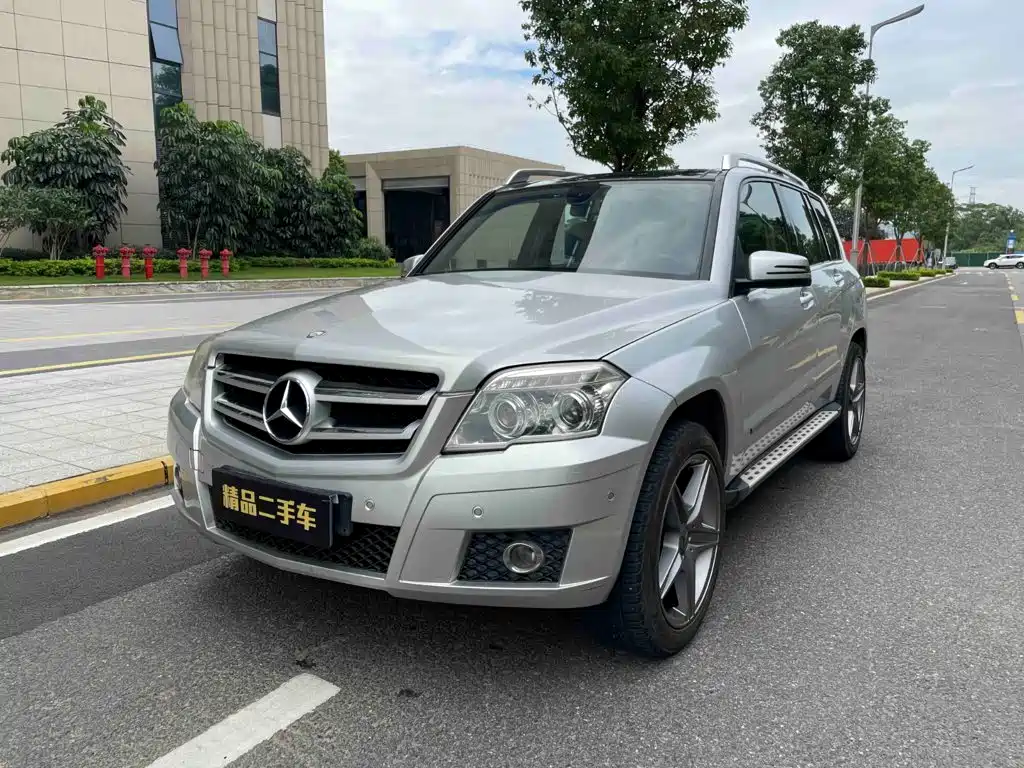 Mercedes-Benz GLK-Class (Import) — миниатюра 2