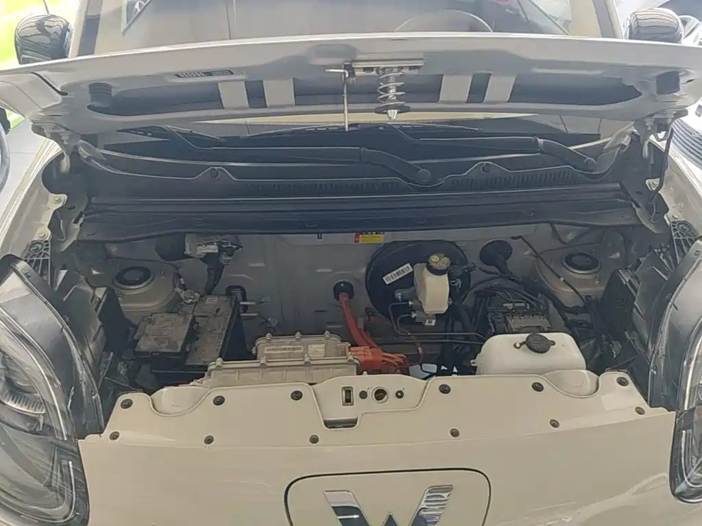 Wuling MINIEV — миниатюра 20