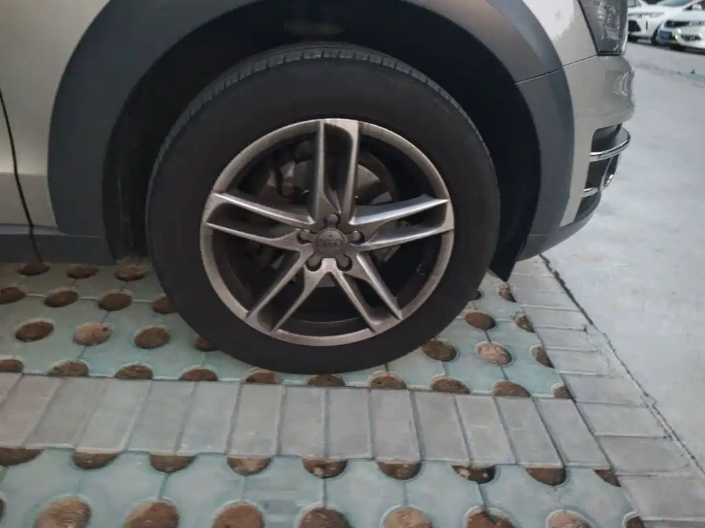 Audi Q5 — миниатюра 24