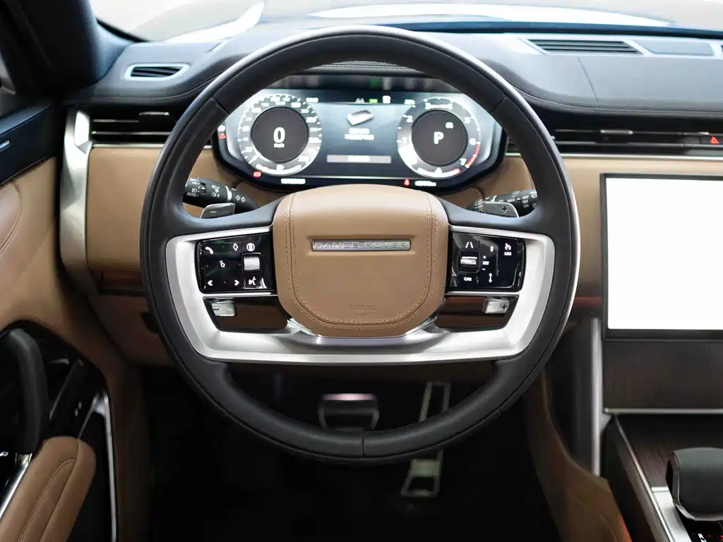 Land Rover Range Rover 2024 3.0 L6 400PS Long Wheelbase