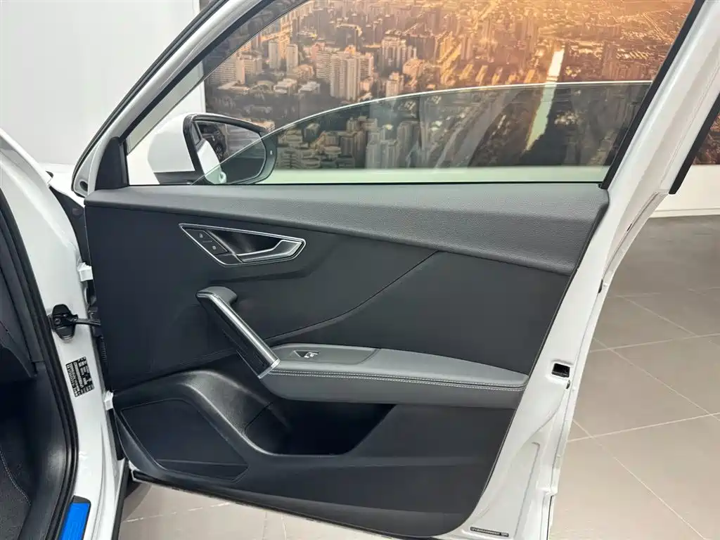 Audi Q2L — миниатюра 11
