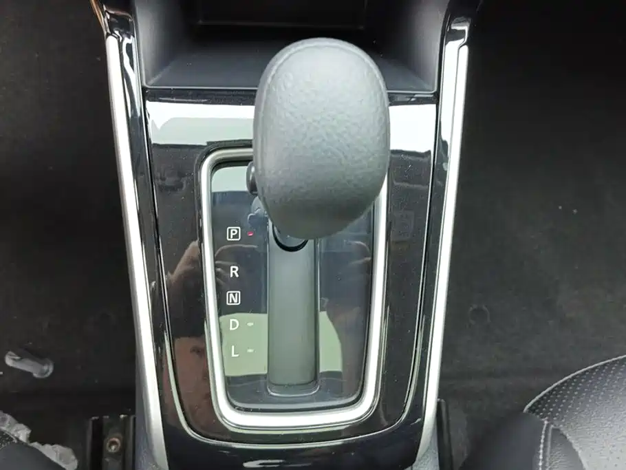 Nissan Sylphy — миниатюра 16
