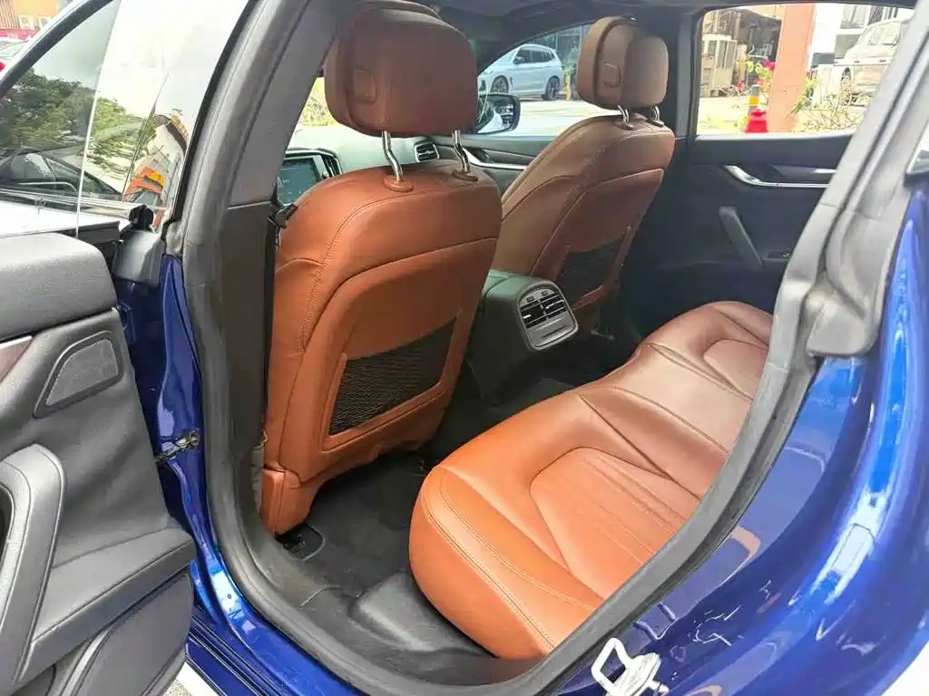 Maserati Ghibli — миниатюра 5