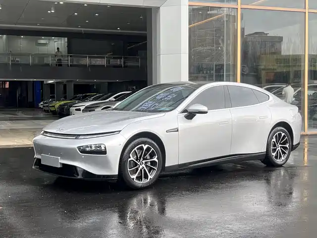 2021 Xpeng P7
