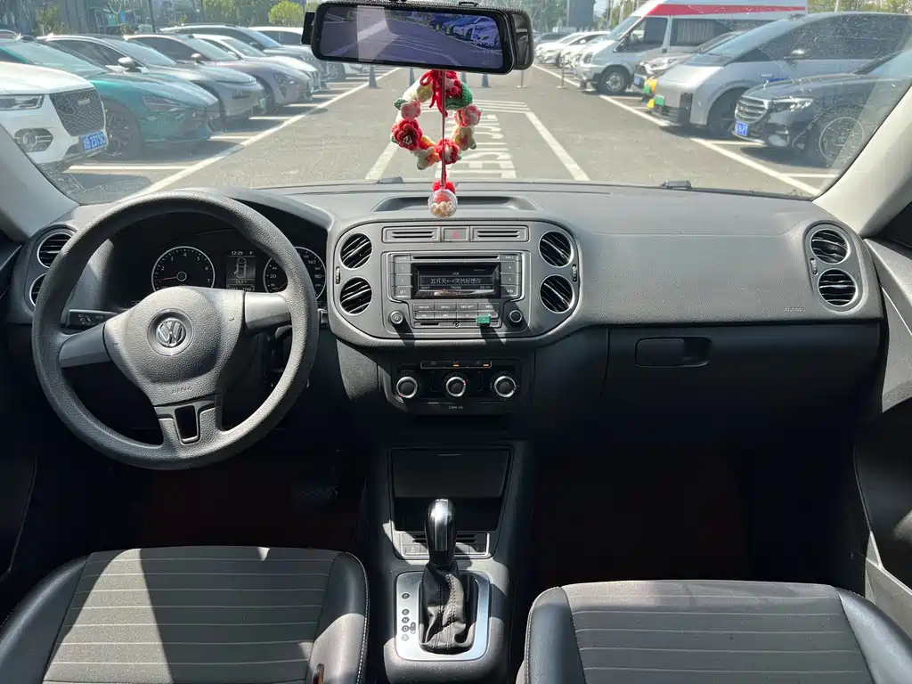 Volkswagen Tiguan — миниатюра 4