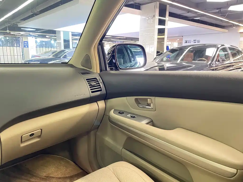 Lexus RX Classic — миниатюра 22