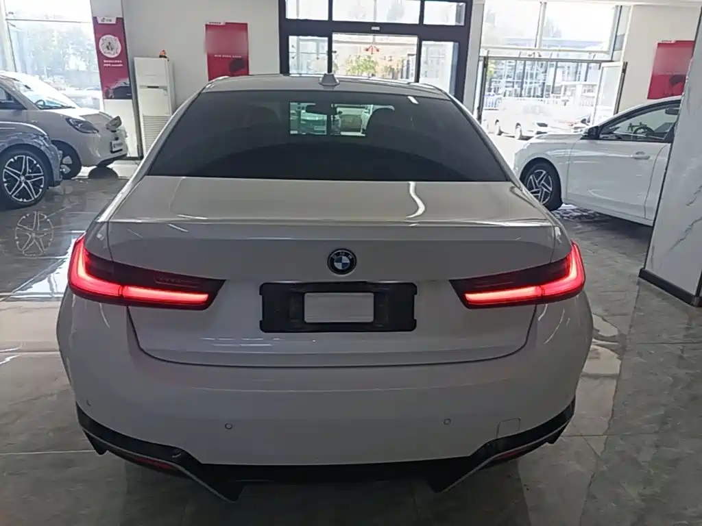 BMW i3 — миниатюра 6