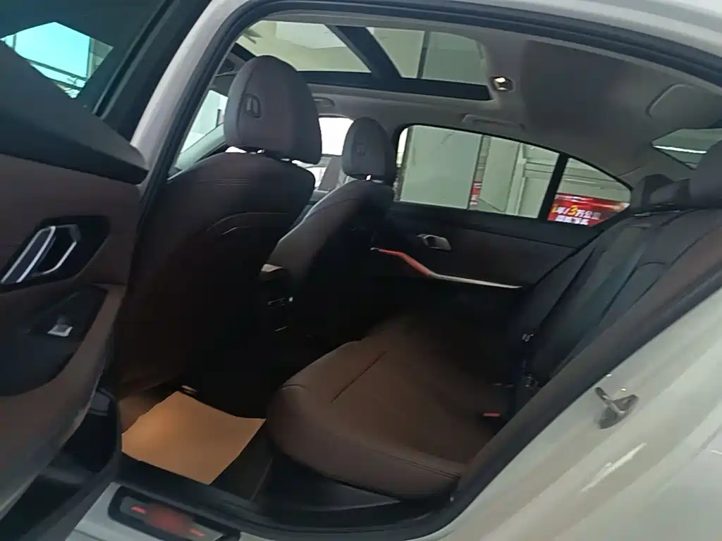 BMW i3 — миниатюра 17