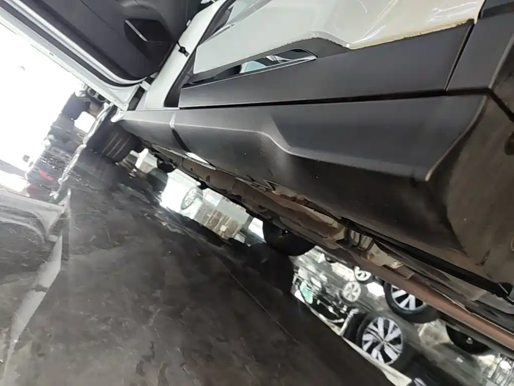 Geely Emgrand S — миниатюра 22