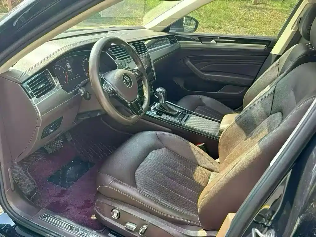 Volkswagen Phideon — миниатюра 4
