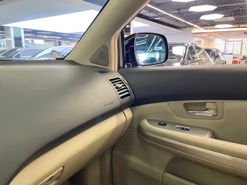 Lexus RX Classic — миниатюра 21