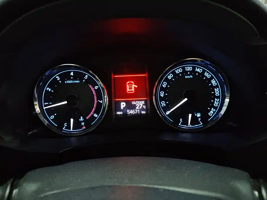 Toyota Corolla — миниатюра 14