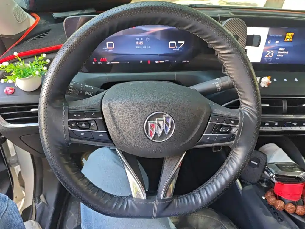 Buick Verano — миниатюра 13