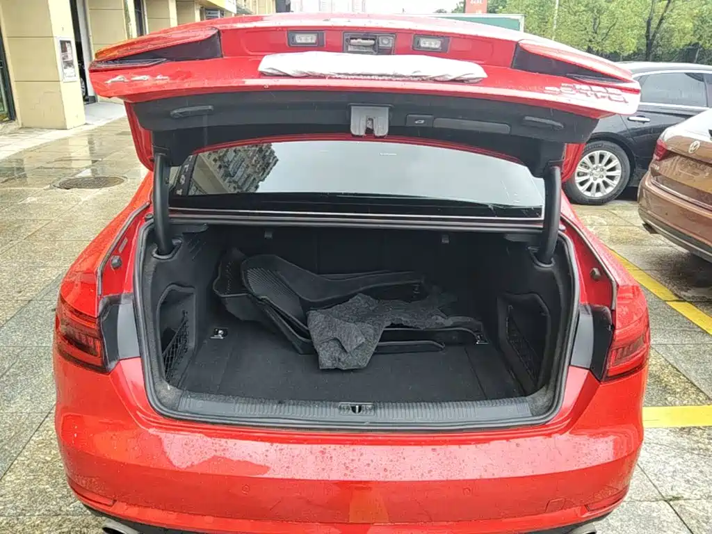 Audi A4L — миниатюра 19