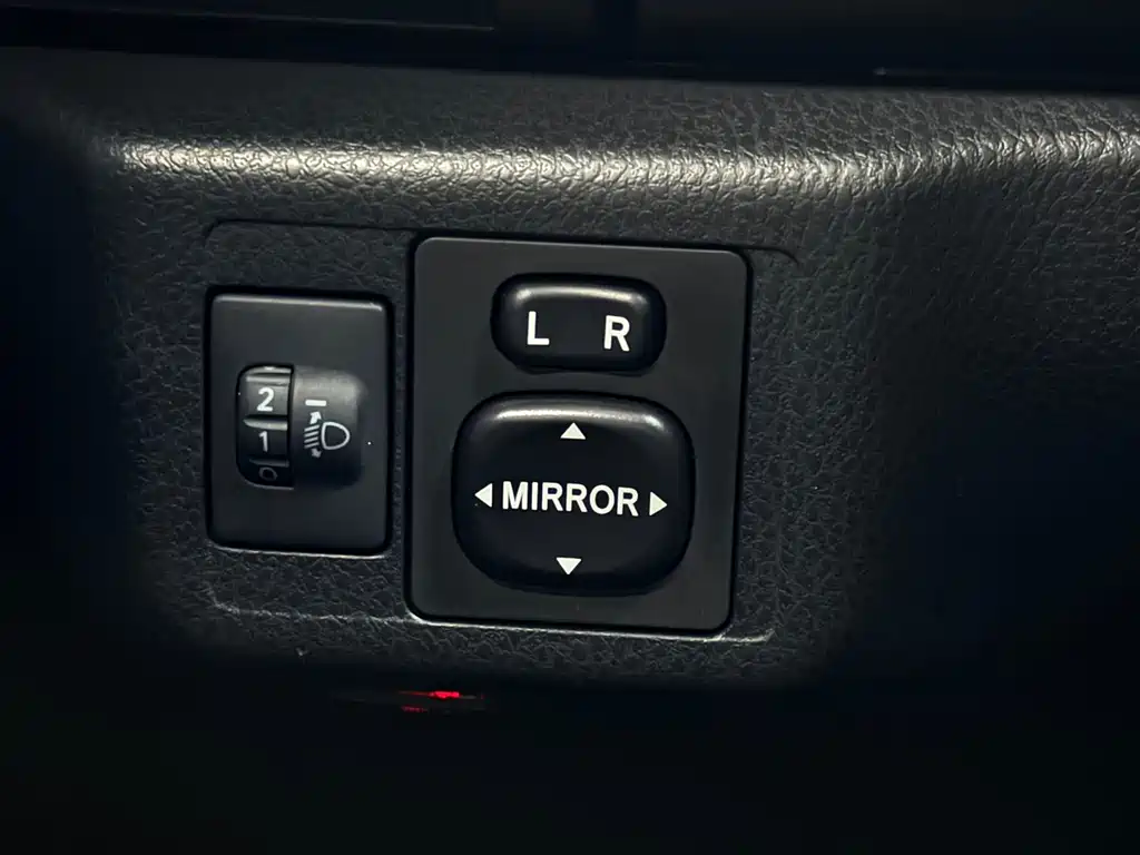 Toyota Yaris L — миниатюра 12