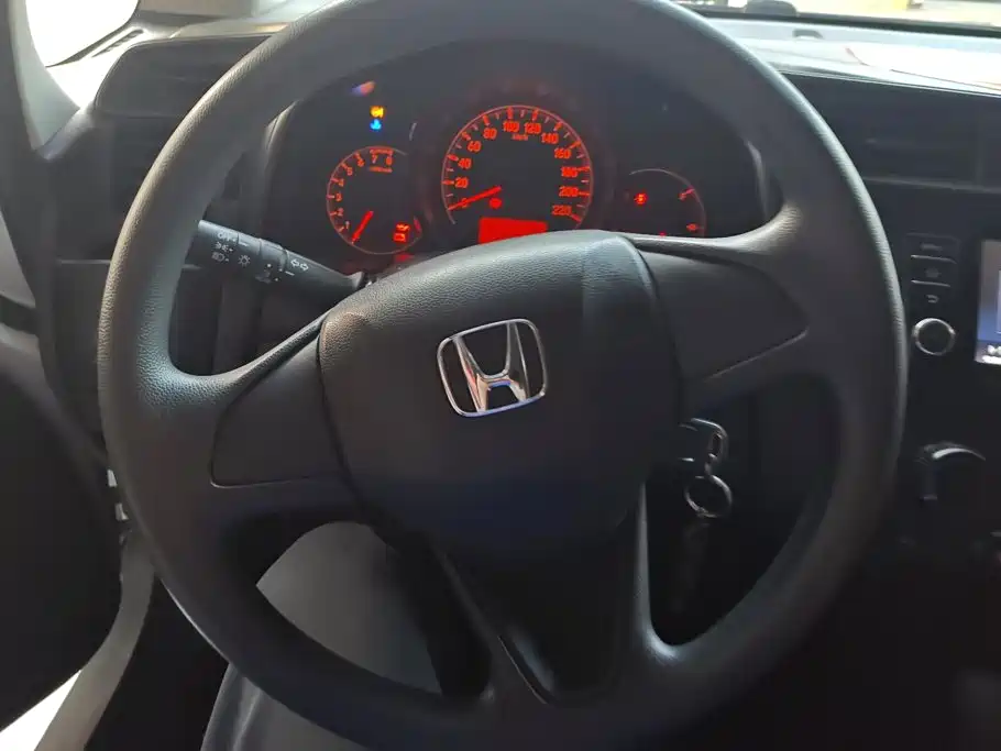 Honda Fit — миниатюра 15