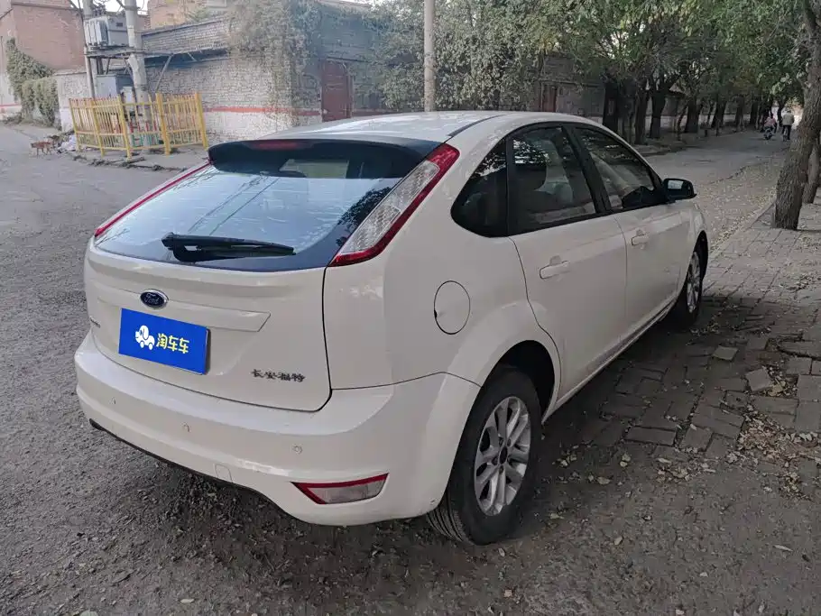 Ford Focus — миниатюра 3