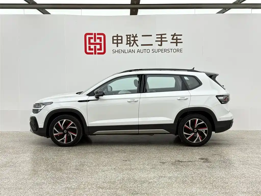 Volkswagen Tharu 2024 300TSI