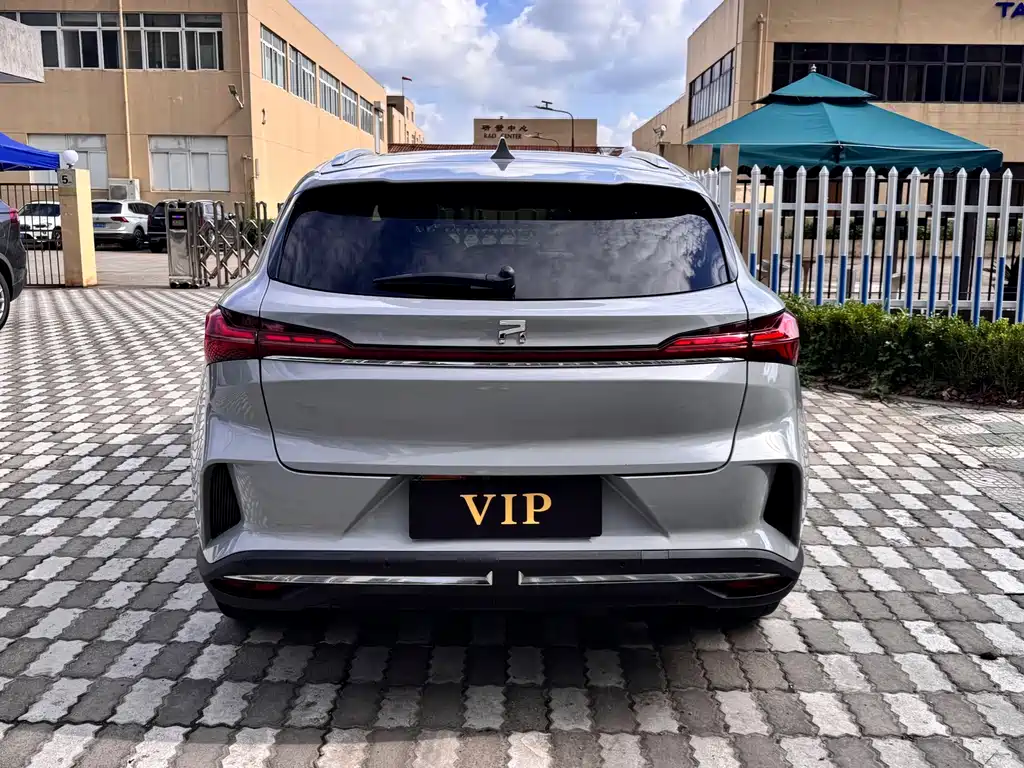 Roewe Feifan MARVEL R — миниатюра 6