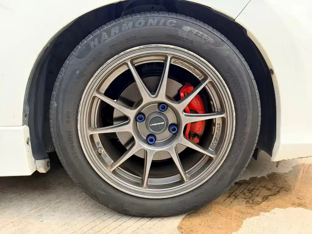 Honda Fit — миниатюра 7