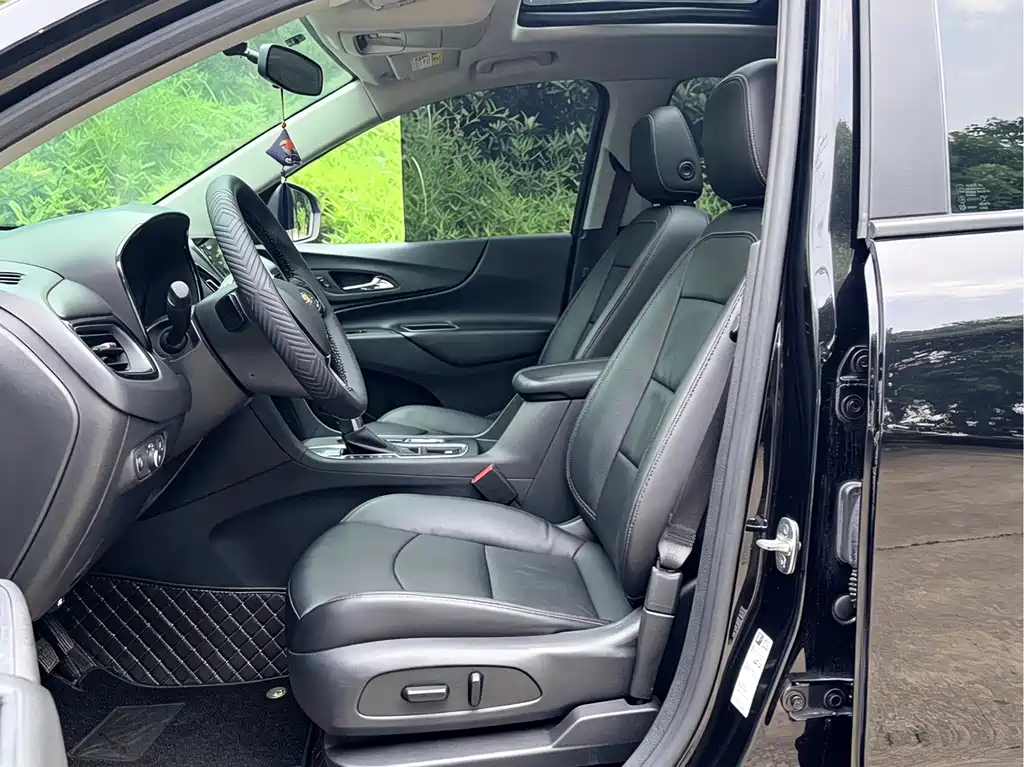 Chevrolet Equinox — миниатюра 13